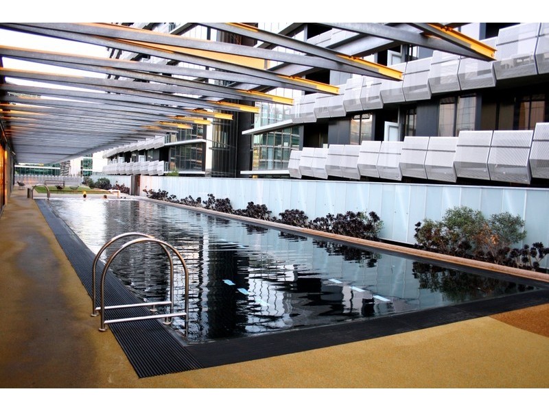S506/8 Waterview Walk, Docklands VIC 3008