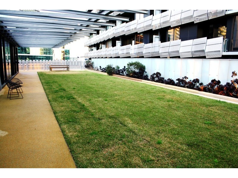 S506/8 Waterview Walk, Docklands VIC 3008