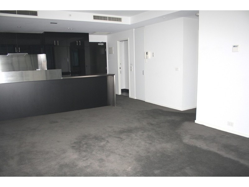 S506/8 Waterview Walk, Docklands VIC 3008