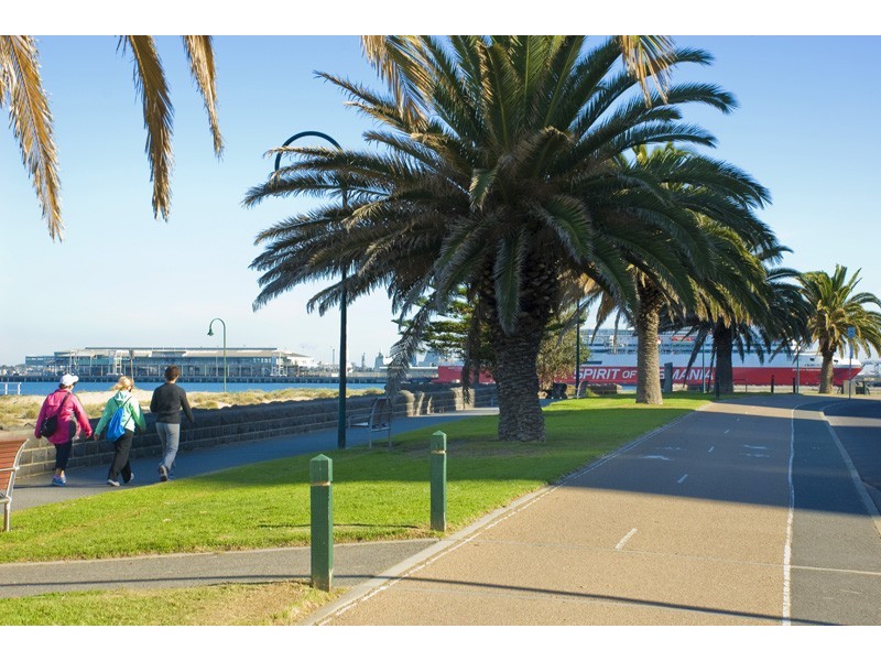 303D/134 Rouse Street, Port Melbourne VIC 3207