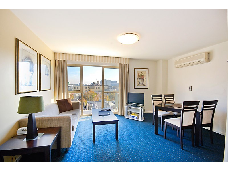 401/18 Finlay Place, Carlton VIC 3053