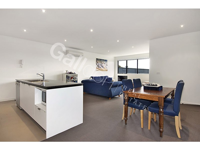12/21 St Phillip Street, Brunswick East VIC 3057