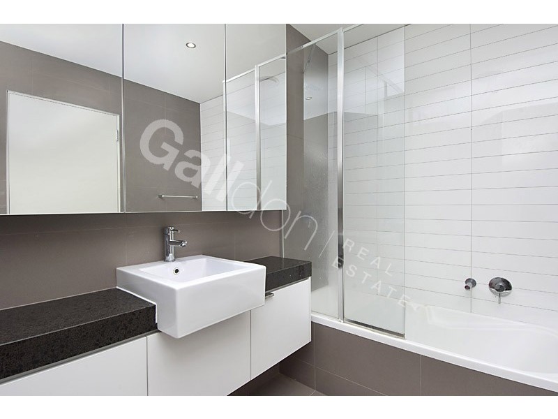 12/21 St Phillip Street, Brunswick East VIC 3057