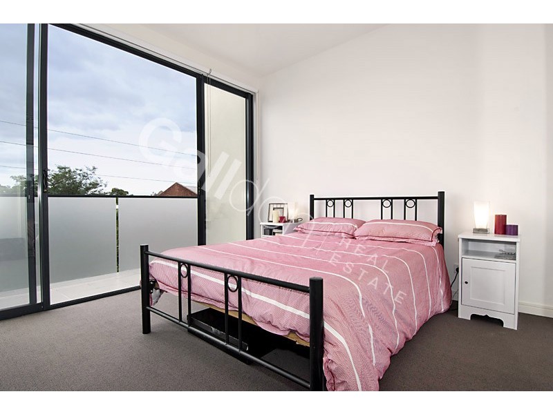 10/21 St Phillip Street, Brunswick East VIC 3057