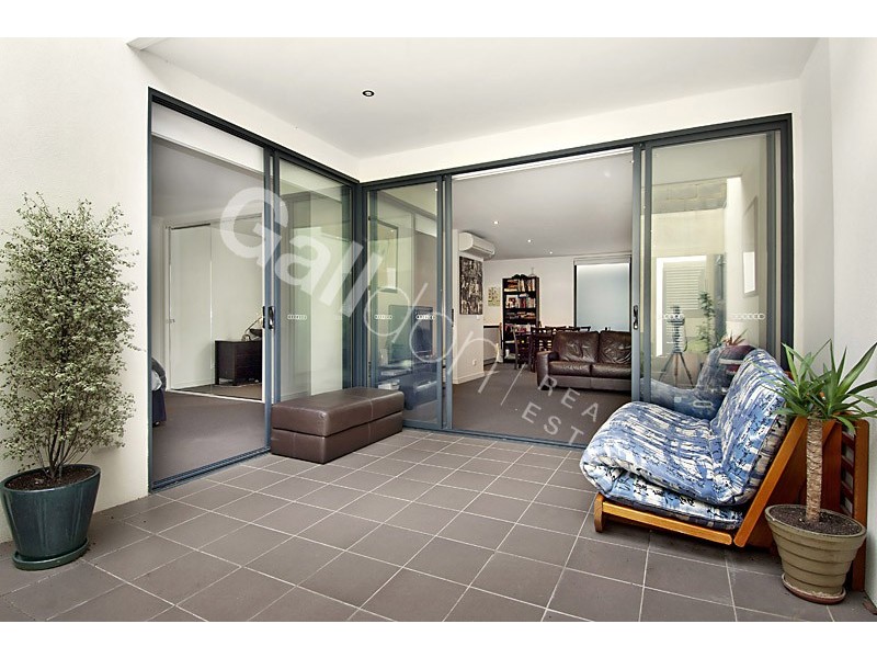 2/21 St Phillip Street, Brunswick East VIC 3057