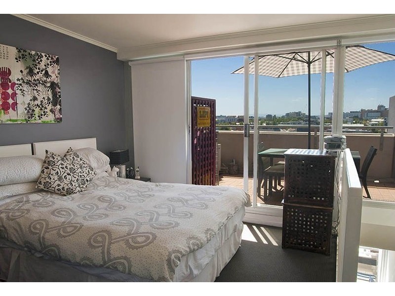 1009/118  Franklin Street, Melbourne VIC 3000