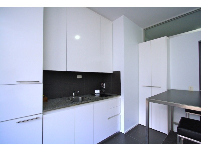 Apart. 307/100 Exhibition Street, Melbourne VIC 3000