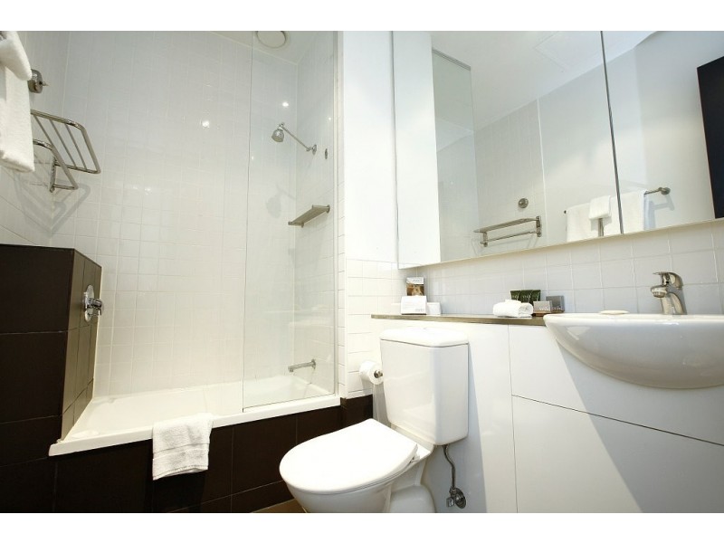 Apart. 307/100 Exhibition Street, Melbourne VIC 3000