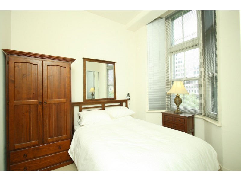 Unit 403/260 Little Collins Street, Melbourne VIC 3000