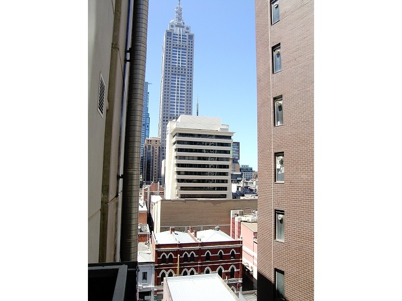 802/11-17 Cohen Place, Melbourne VIC 3000