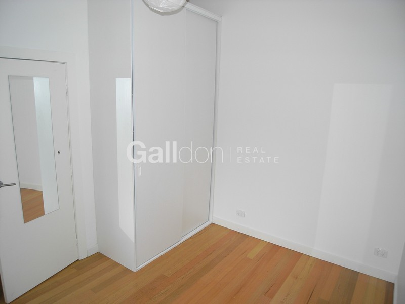 156  Curzon Street, North Melbourne VIC 3051