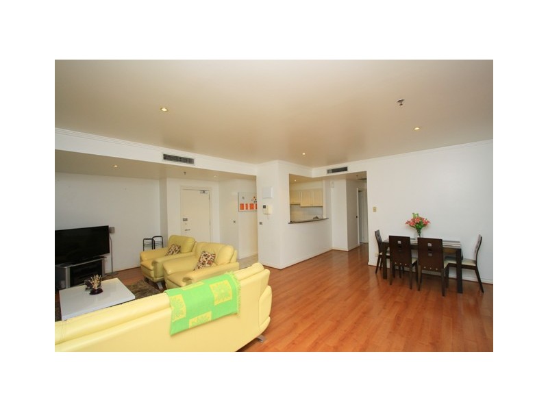 apt 404/15 Queens Road, Melbourne VIC 3004