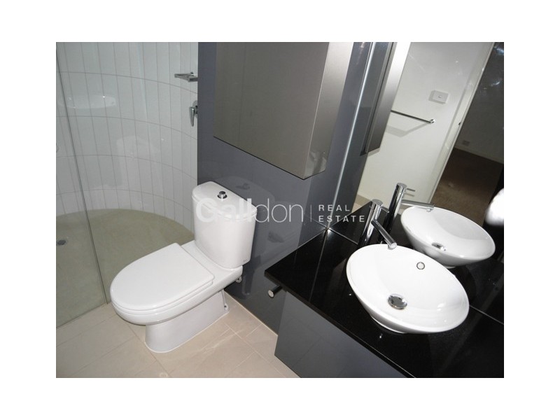 2409/7 Riverside Quay, Southbank VIC 3006