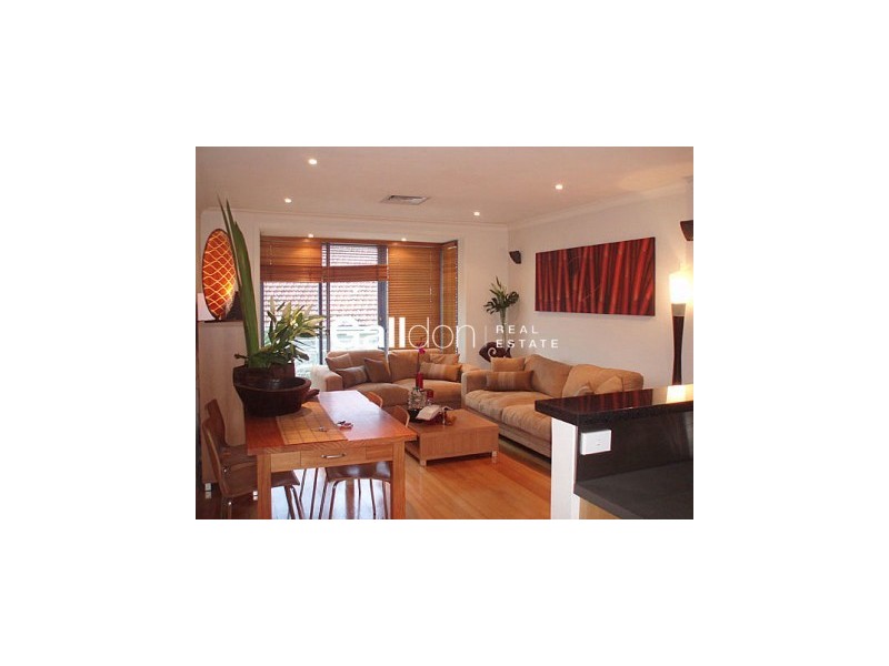 apt 15/41 Marine Parade, St Kilda VIC 3182