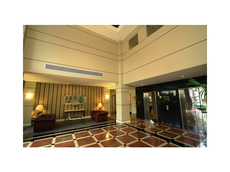 404/15 Queens Road, Melbourne VIC 3004