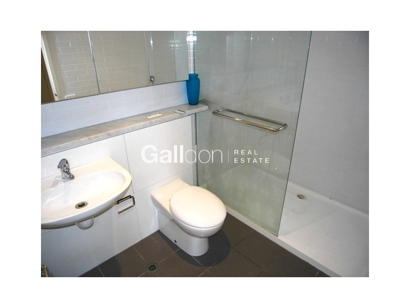 apt 707/28 Wills Street, Melbourne VIC 3000