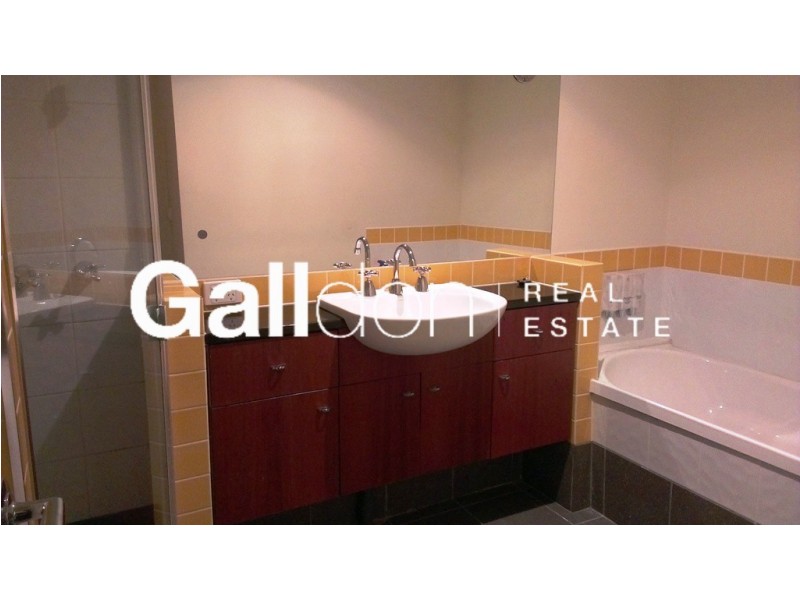 apt 3/15-17 Niagara Lane, Melbourne VIC 3000