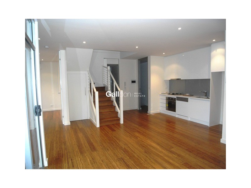 3/157-159 Bay Street, Port Melbourne VIC 3207