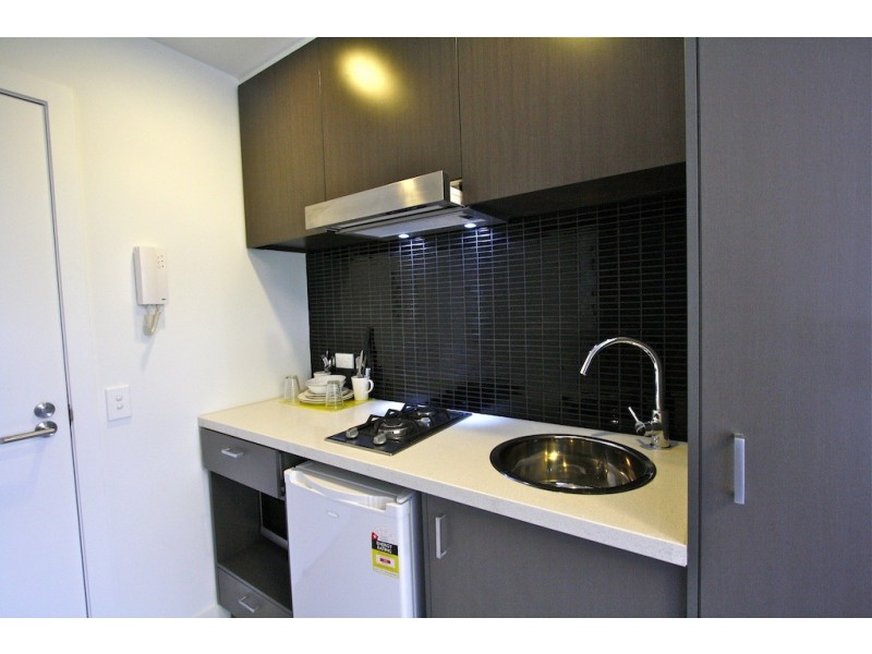 13k Raleigh Street, Windsor VIC 3181