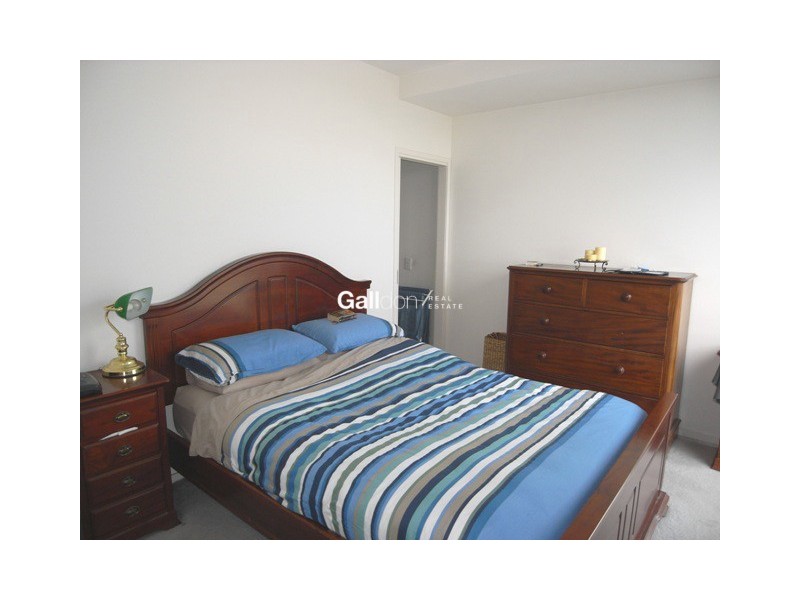 1901/620 Collins Street, Melbourne VIC 3000