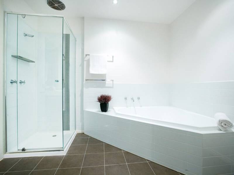 20 Newton Street, Kensington VIC 3031