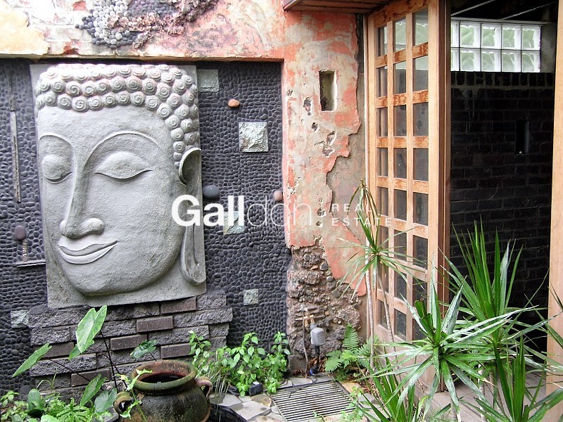 33 Waterloo Crescent, St Kilda VIC 3182