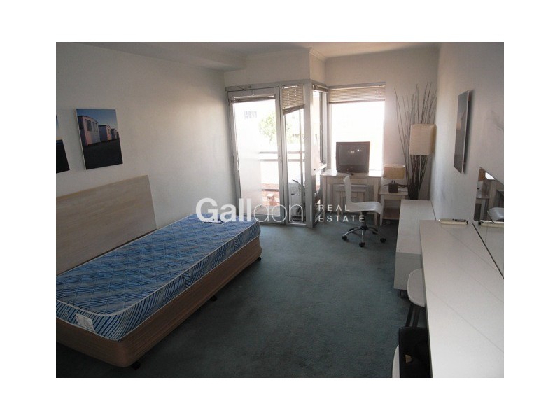 apt 508/118 Franklin Street, Melbourne VIC 3000