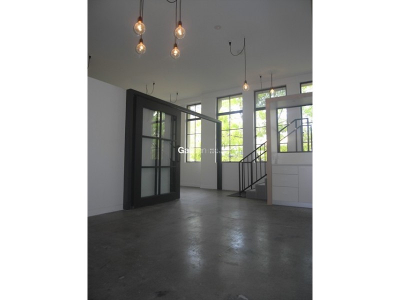 apt 1/15 Hardware Lane, Melbourne VIC 3000