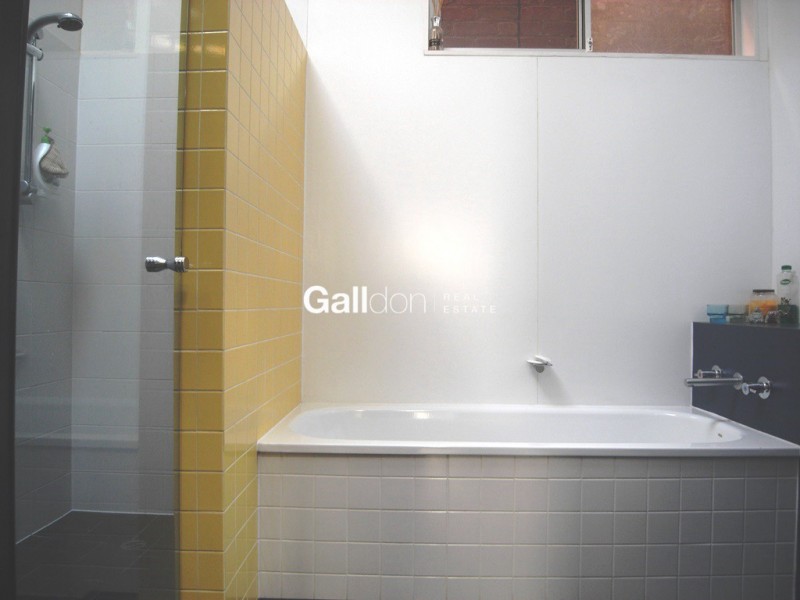 29 McConnell Street, Kensington VIC 3031