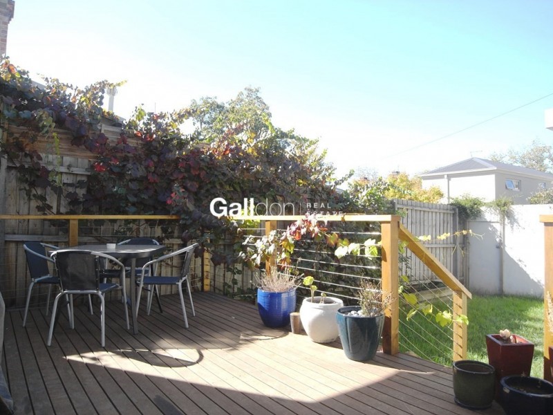 29 McConnell Street, Kensington VIC 3031