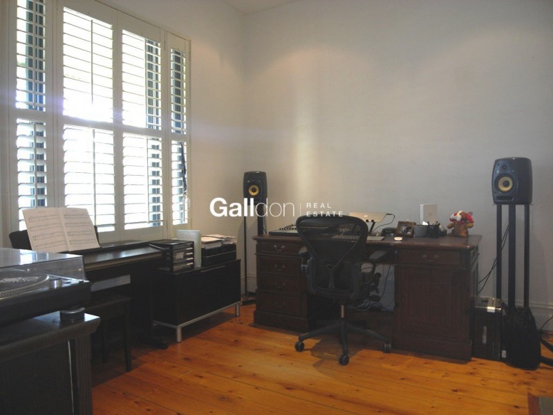 29 McConnell Street, Kensington VIC 3031