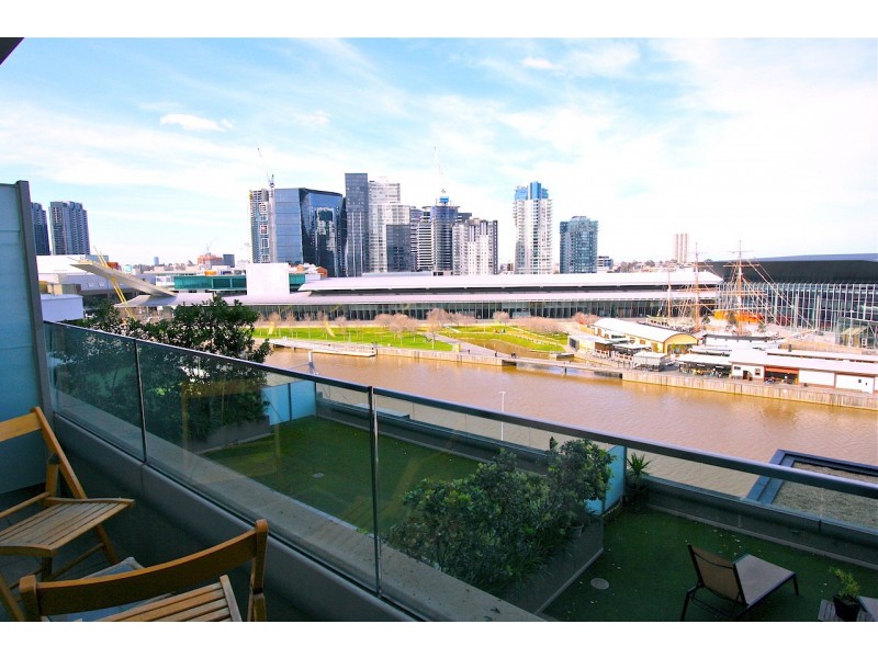 814/60 Siddeley Street, Docklands VIC 3008