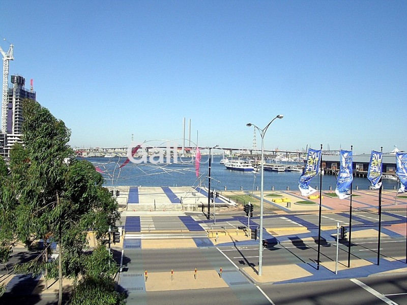 1107/100 Harbour Esplanade, Docklands VIC 3008