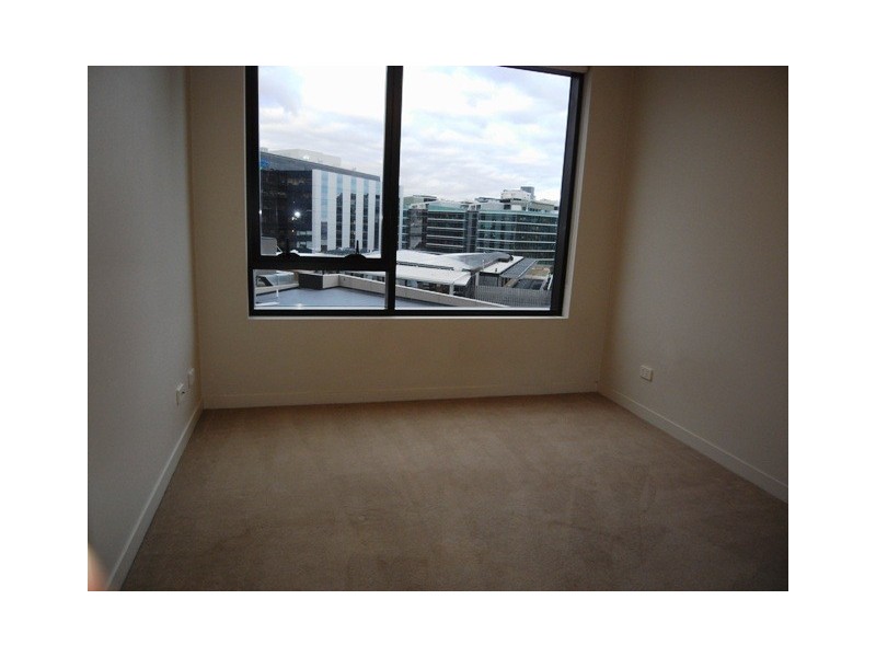 Apt 1107/100 Harbour Esplanade, Docklands VIC 3008