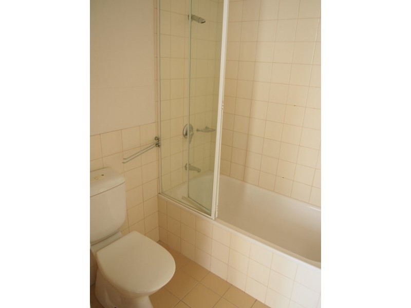 Apt 706/318 Little Lonsdale Street, Melbourne VIC 3000