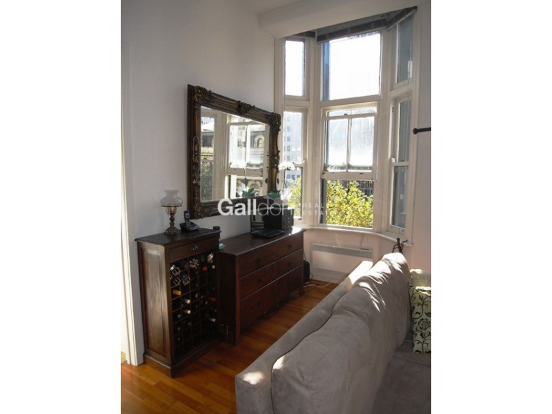 Apt 403/260 Little Collins St, Melbourne VIC 3000
