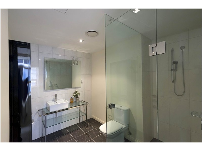 1105D/336 Russell Street, Melbourne VIC 3000