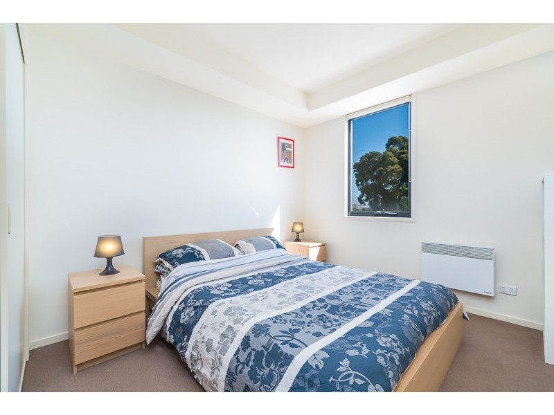 302/72 Altona Street, Kensington VIC 3031