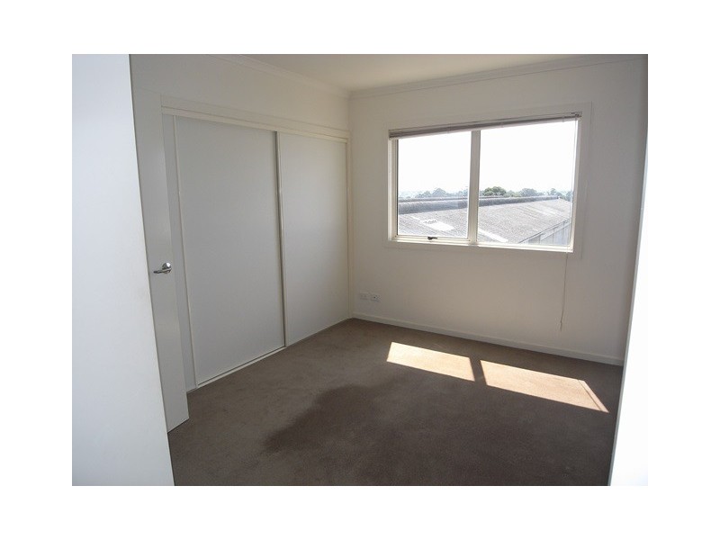 8/52 Wests Road, Maribyrnong VIC 3032