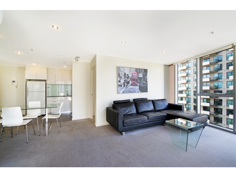 1702/8 Exploration Lane, Melbourne VIC 3000