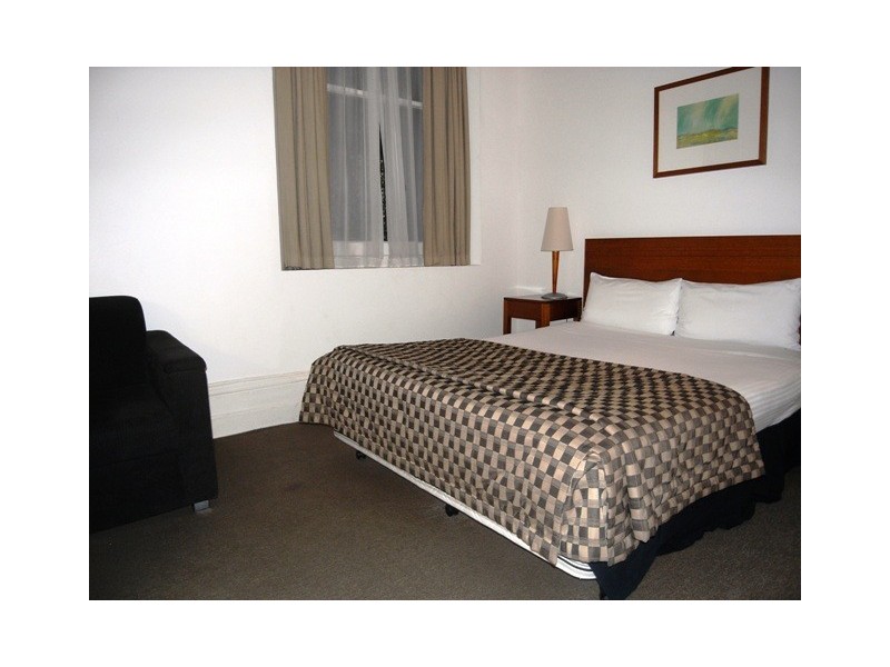 204/18 Bank Place, Melbourne VIC 3000