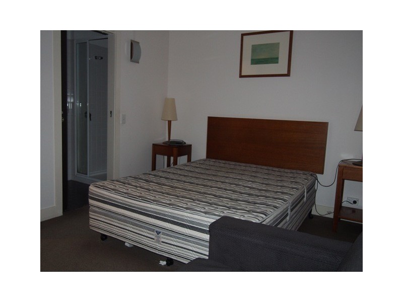 205/18 Bank Place, Melbourne VIC 3000