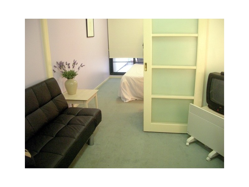 Apt 318/585 La Trobe Street, Melbourne VIC 3000