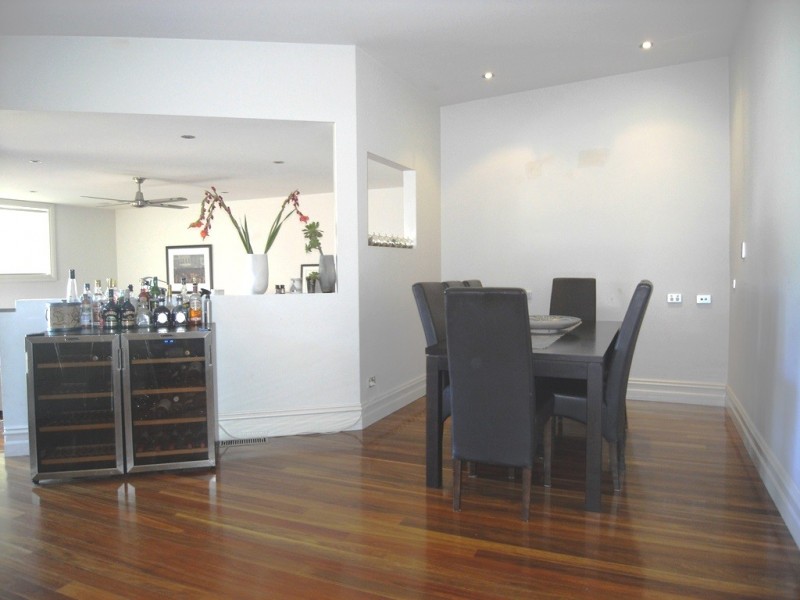 29 Mc Connell Street, Kensington VIC 3031