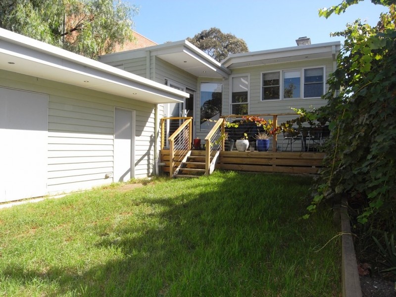 29 Mc Connell Street, Kensington VIC 3031