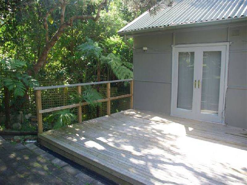 24 THE CRESCENT, North Narrabeen NSW 2101