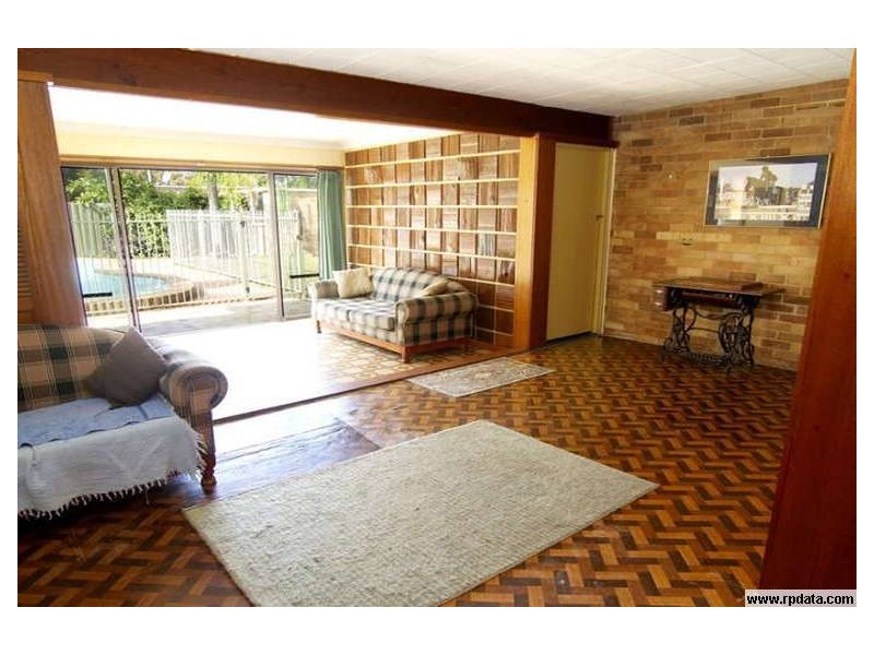 12 DARIUS AVENUE, North Narrabeen NSW 2101