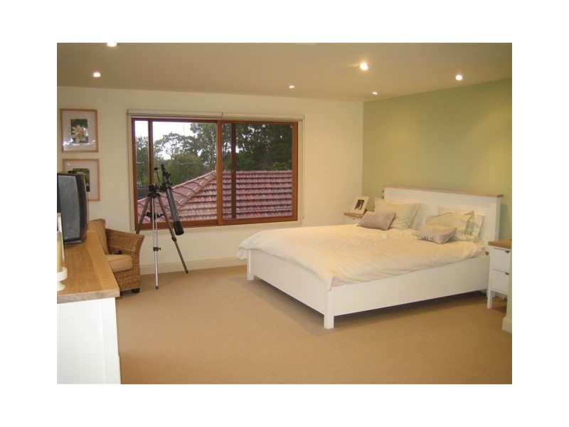 18 FOXALL STREET, Elanora Heights NSW 2101