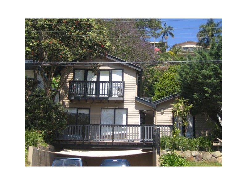 125 RICKARD ROAD, North Narrabeen NSW 2101