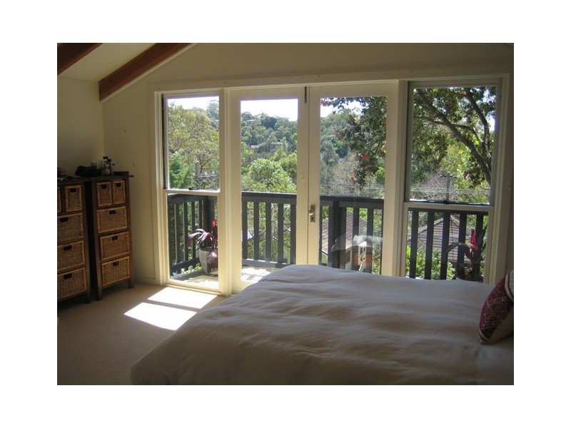 125 RICKARD ROAD, North Narrabeen NSW 2101